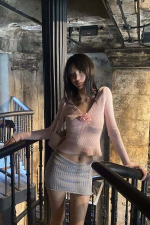 DreamyNerd Rosebud Knit Ribbed Top