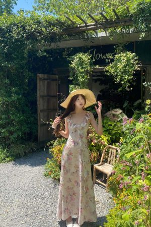 DreamyNerd Ruffled Floral Chiffon Maxi Dress with Sweetheart Neckline and Flowy Hem