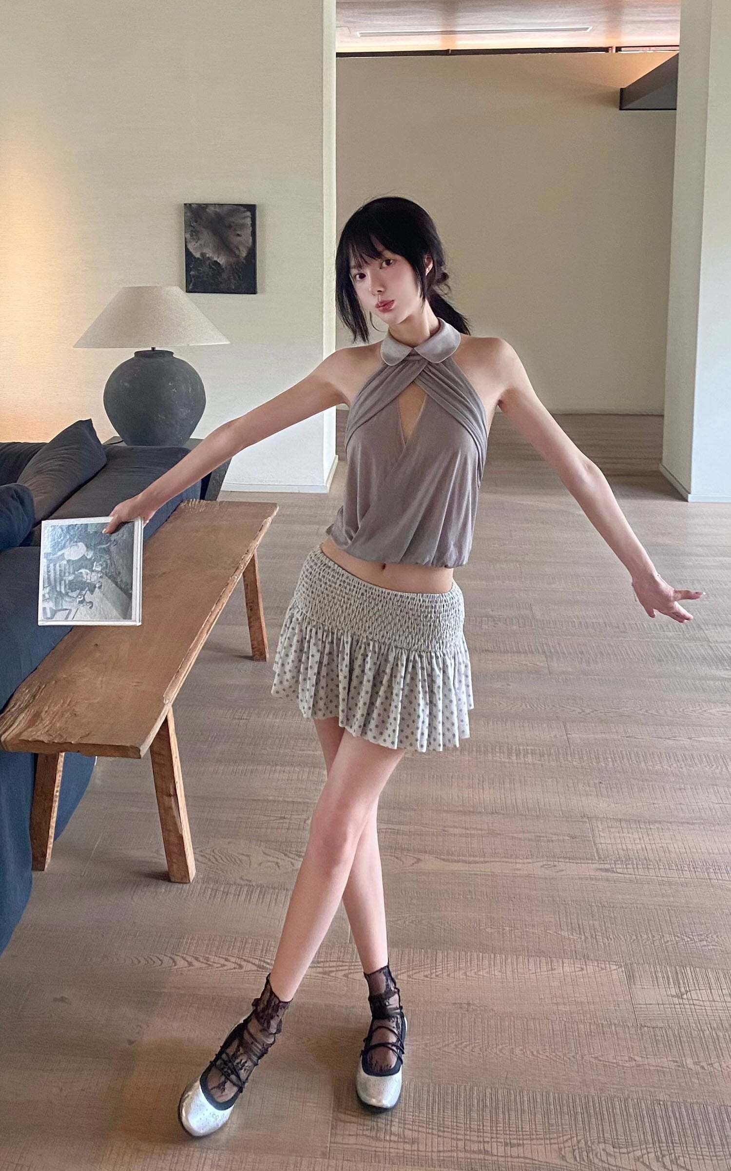 DreamyNerd Soft Halter Collar Top DreamyNerd Soft Halter Collar Top