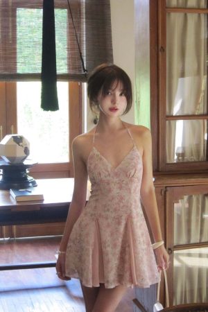 DreamyNerd Vintage Floral Halter Mini Dress with Chiffon Inserts and Flared Skirt