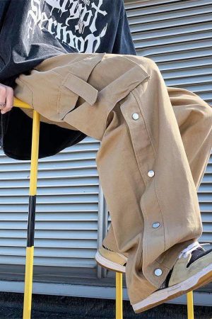 Elastic Waist Wide Leg Cargo Pants