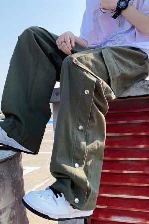 Elastic Waist Wide Leg Cargo Pants