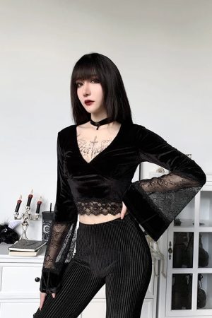 Goth Lace Flare Cuffs Crop Top