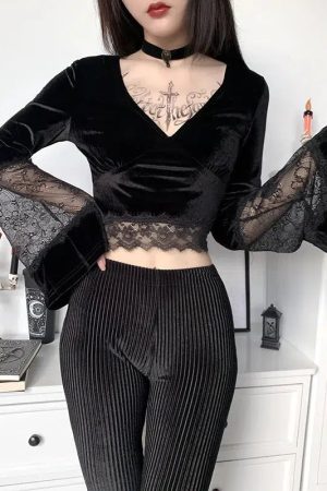 Goth Lace Flare Cuffs Crop Top