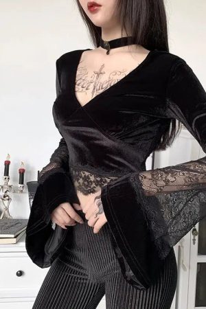 Goth Lace Flare Cuffs Crop Top