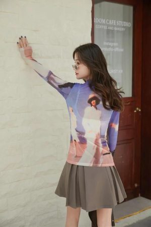 Graphic Women Printed Mesh Top