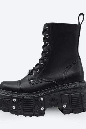 Grunge Ankle Boots