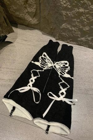 Grunge Butterfly Lace Up Leg Warmers