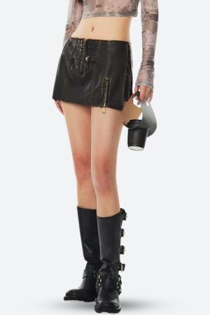 Grunge Faux Leather Slit Mini Skort