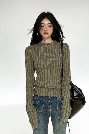 Grunge Slim Fit Sweater