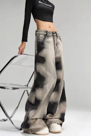 Grunge Sprayed Jeans