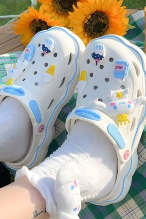 Hello Kitty Clog Slippers