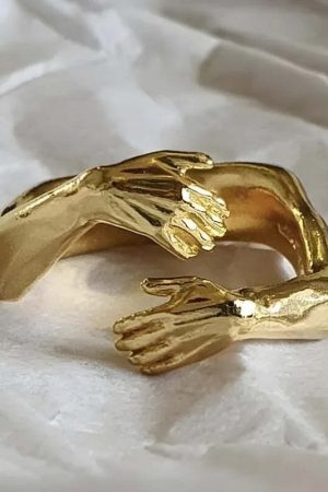 Hug Me Ring