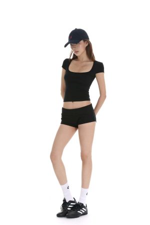 IAMXIAA Square Neck Fitted Short Sleeve T-Shirt