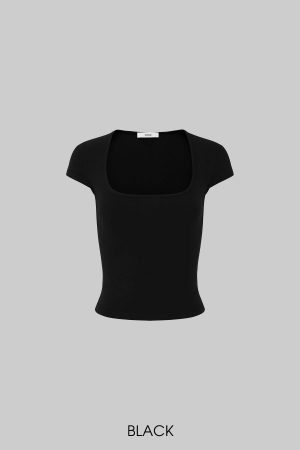 IAMXIAA Square Neck Fitted Short Sleeve T-Shirt