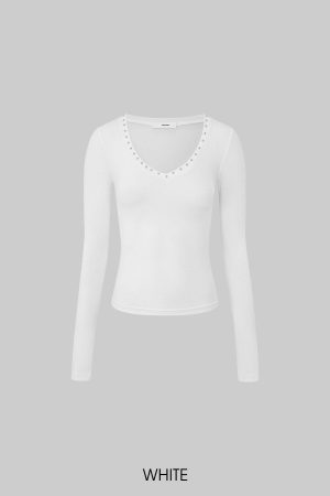 IAMXIAA Studded V-Neck Long Sleeve Tee