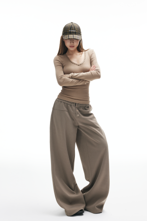 IAMXIAA Studded V-Neck Long Sleeve Tee