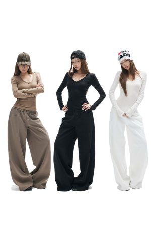 IAMXIAA Studded V-Neck Long Sleeve Tee