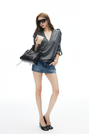 IAMXIAA V Neck Long Sleeve Tee Casual Loose Fit Top
