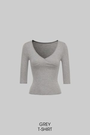 IAMXIAA V-Neck T-Shirt & Flared Pants Set