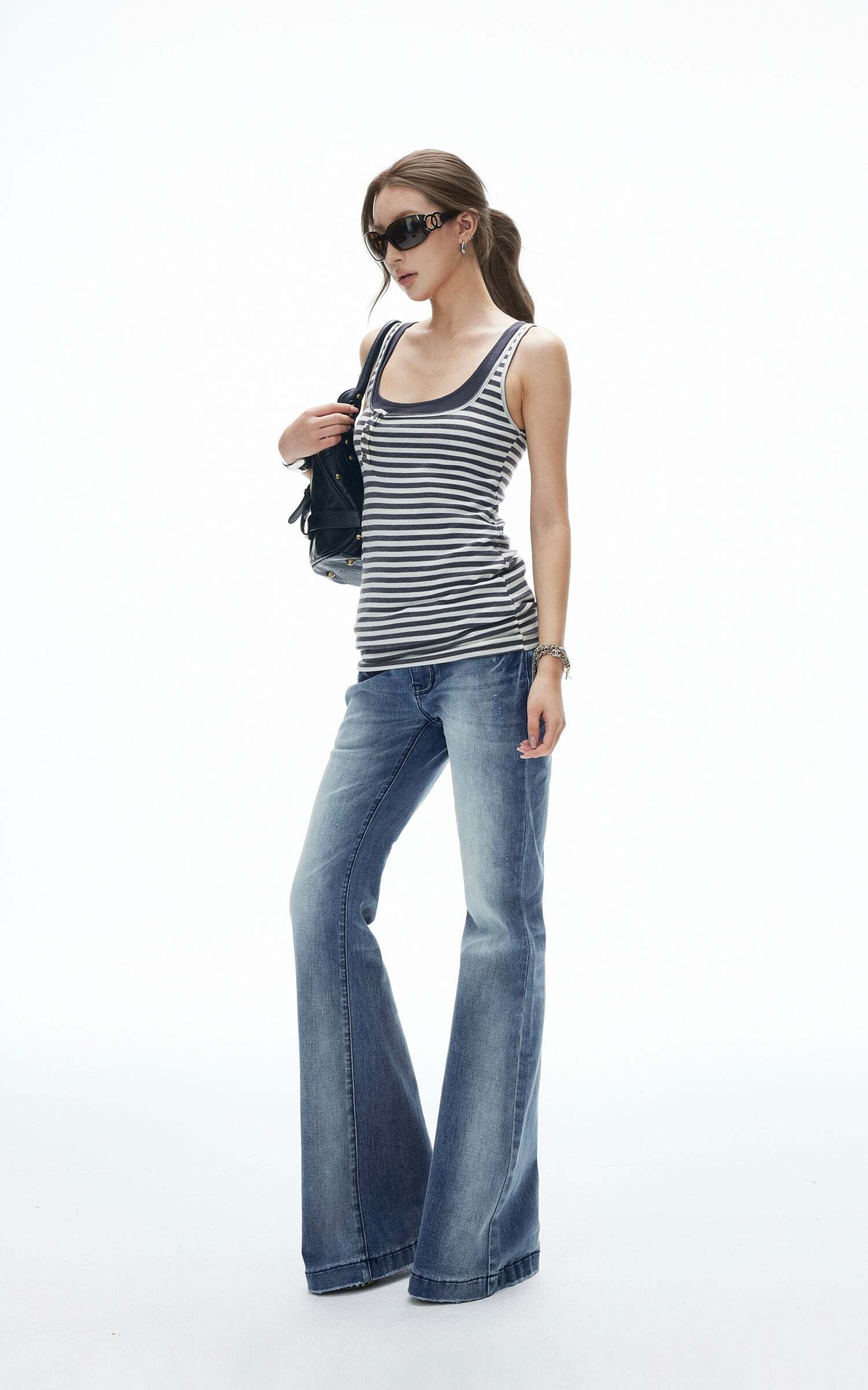 IAMXIAA Vintage Washed Flare Jeans Low Waist Denim with Retro Y2K Street Style IAMXIAA Vintage Washed Flare Jeans Low Waist Denim with Retro Y2K Street Style