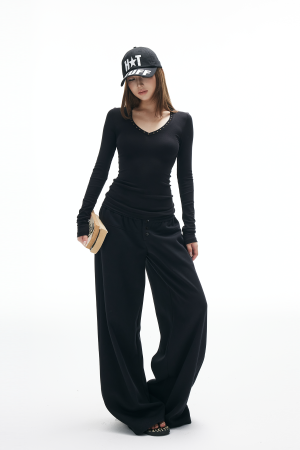 IAMXIAA Wide Leg Sweatpants with Button Detail and Relaxed Fit