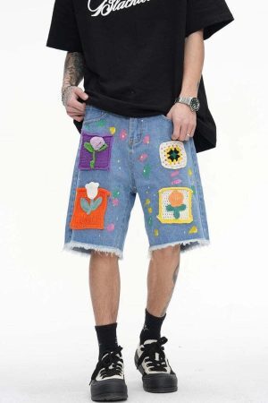 Knitted Flower Patch Denim Shorts