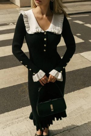 Peter Pan Collar Ribbed Midi Dress