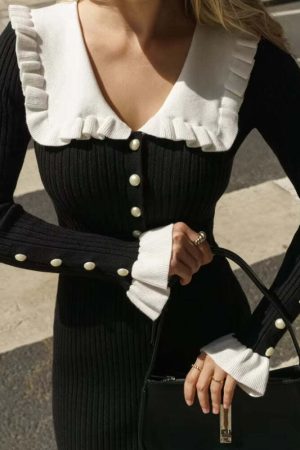 Peter Pan Collar Ribbed Midi Dress