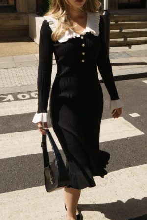 Peter Pan Collar Ribbed Midi Dress