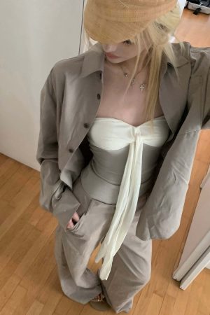 Rase le sol Asymmetric Bow Tube Top