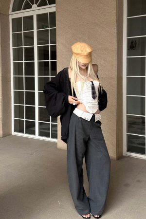 Rase le sol Asymmetric Buttoned Strapless Top with Plaid Tie Accent