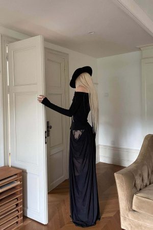 Rase le sol Asymmetric Draped One-Shoulder Long Sleeve Top