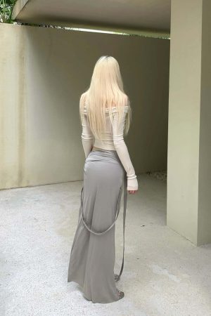 Rase le sol Asymmetrical Draped Skirt