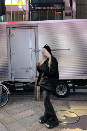 RASE LE SOL Black Cropped Puffer Jacket