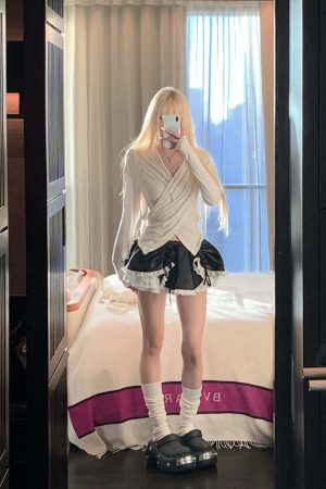 Rase le sol Black Layered Skirt with Ruffled Trim