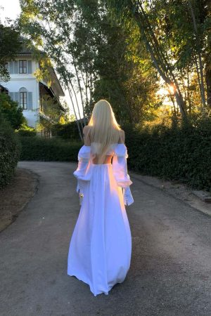 Rase le sol Bow-detail Strapless Long Sleeve Skirt Set