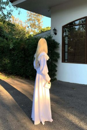 Rase le sol Bow-detail Strapless Long Sleeve Skirt Set