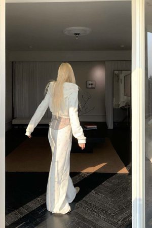 Rase le sol Cartoon Print Hoodie & Sweatpants Set