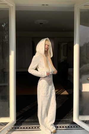 Rase le sol Cartoon Print Hoodie & Sweatpants Set