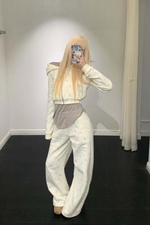 Rase le sol Cartoon Print Hoodie & Sweatpants Set