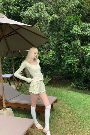 Rase Le Sol Cream Yellow Fitted Long-Sleeve Tee & Relaxed Shorts Set