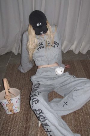 Rase le sol Cropped Hoodie and Pants Set