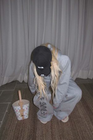 Rase le sol Cropped Hoodie and Pants Set