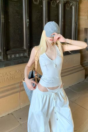 Rase le sol Cross-Print Twisted Back Tank Top