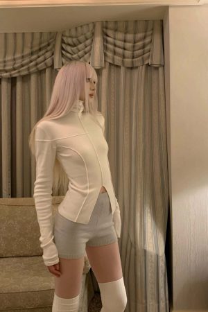 Rase le sol Crossline Slim-Fit Long Sleeve Tee