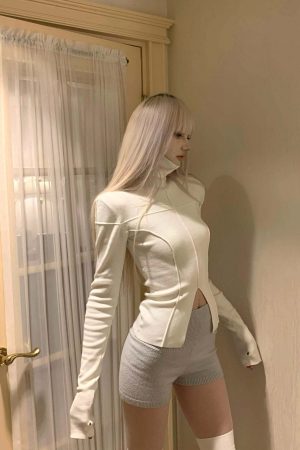 Rase le sol Crossline Slim-Fit Long Sleeve Tee