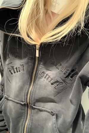 Rase le sol Distressed Gothic Zip Hoodie
