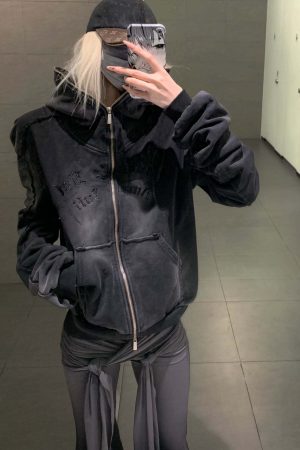 Rase le sol Distressed Gothic Zip Hoodie