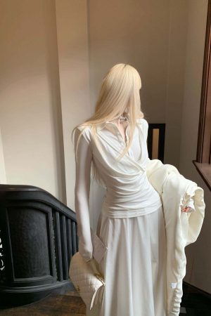 Rase le sol Draped Long-Sleeve Fitted T-Shirt